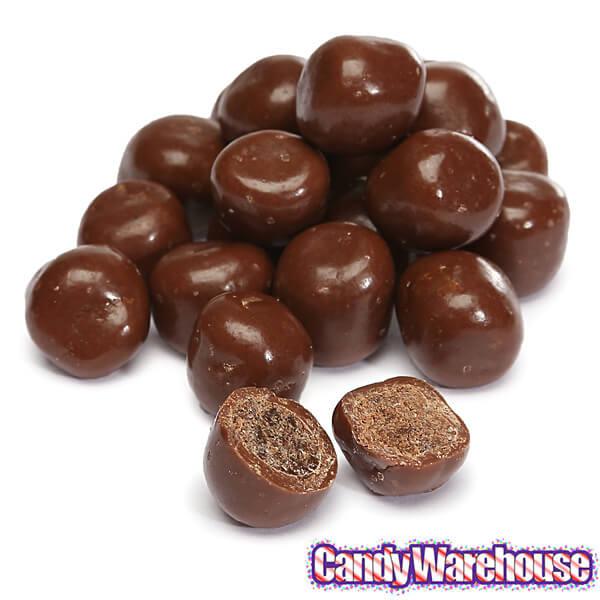 http://www.candywarehouse.com/cdn/shop/files/fudge-brownie-cookie-dough-bites-theater-size-packs-12-piece-box-candy-warehouse-3.jpg?v=1689317713