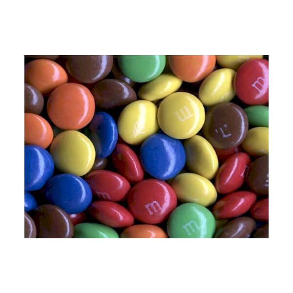 M&M's Peanut Milk Chocolate Candy, Featuring Purple Candy Bulk Jar (62 Ounce)