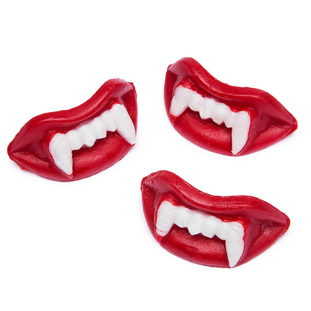 Wax Fangs Candy: 24-Piece Box