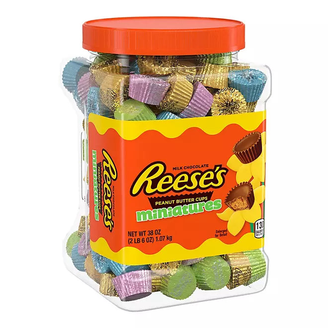 Reese&#39;s Easter Peanut Butter Cups Miniatures: 38-Ounce Jar