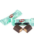 Christmas Mint Dark Chocolate Kit Kat Minis Candy: 10-Ounce Bag