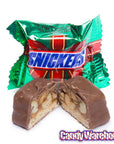 Christmas Snickers Minis: 30-Piece Bag - Candy Warehouse