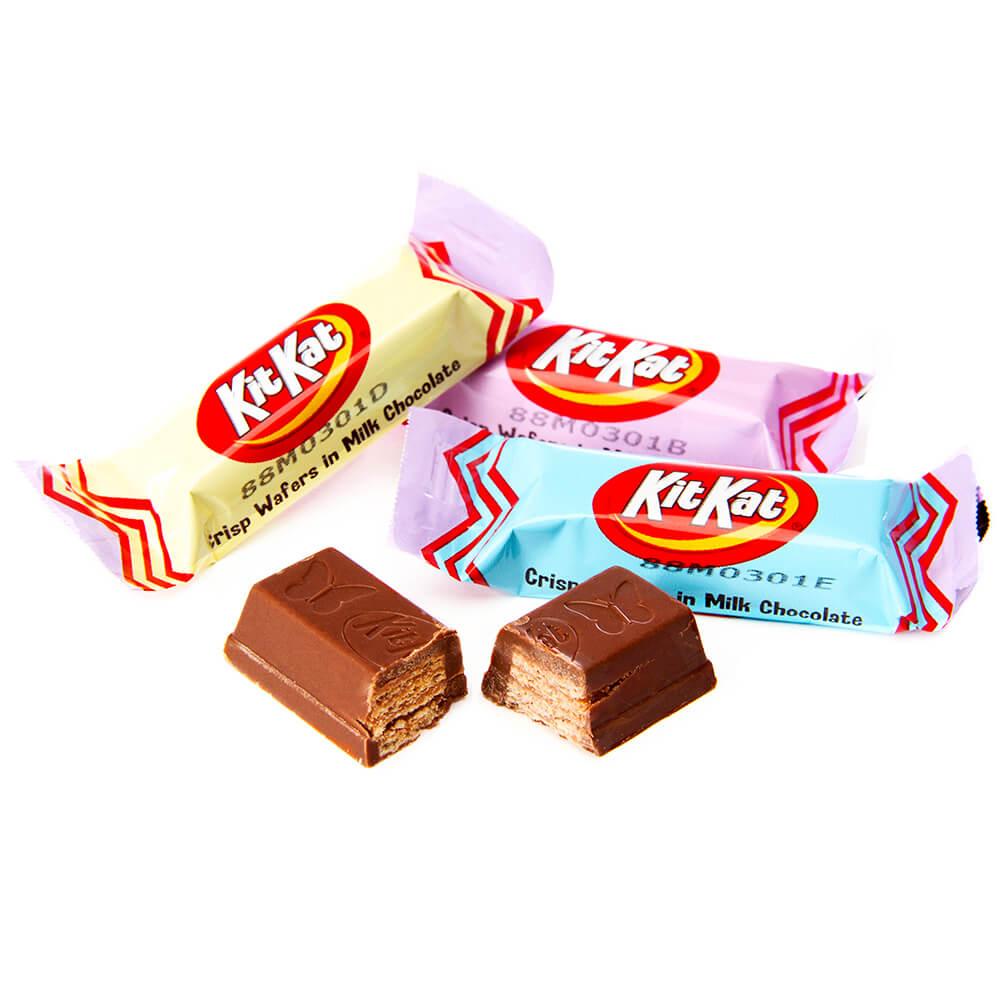 Easter Kit Kat Minis Candy: 17.1-Ounce Bag - Candy Warehouse