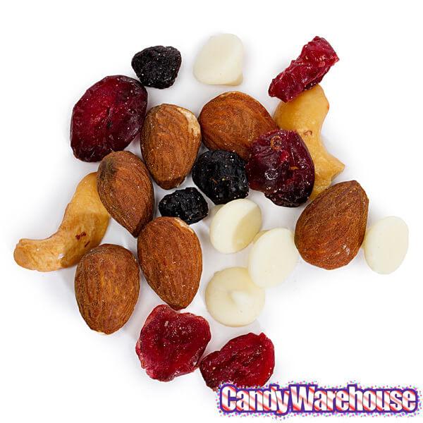 Forest Berry Natural Trail Mix: 26-Ounce Bag - Candy Warehouse