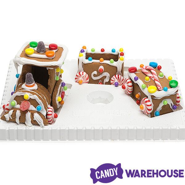 Gingerbread Train Kit - Candy Warehouse