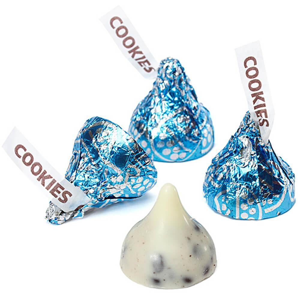 Hershey's Kisses Blue Foiled Cookies n Creme Candy: 60-Piece Bag - Candy Warehouse