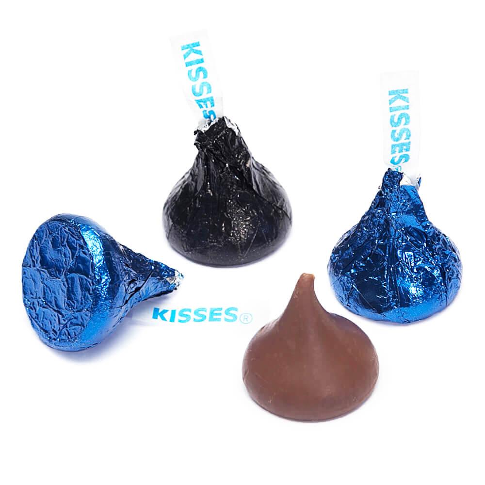 Hershey's Kisses Color Combo - Dark Blue and Black: 800-Piece Box - Candy Warehouse