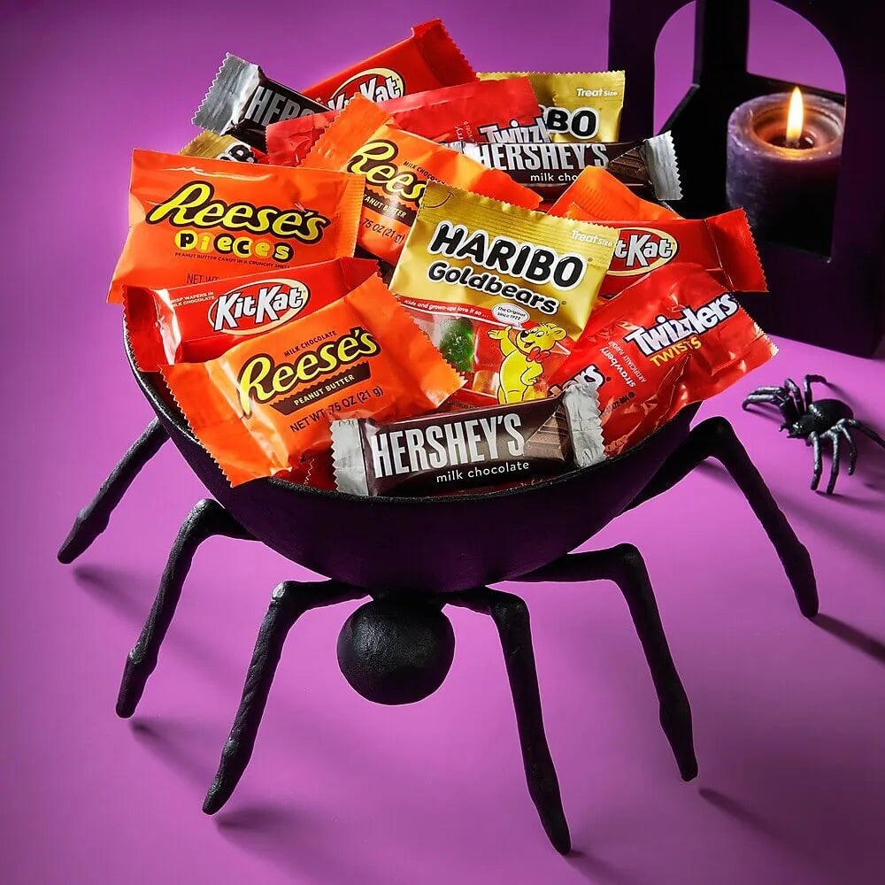 Hershey's All Time Greats Snack Size Halloween Candy Assortment: 105-Piece Bag - Candy Warehouse