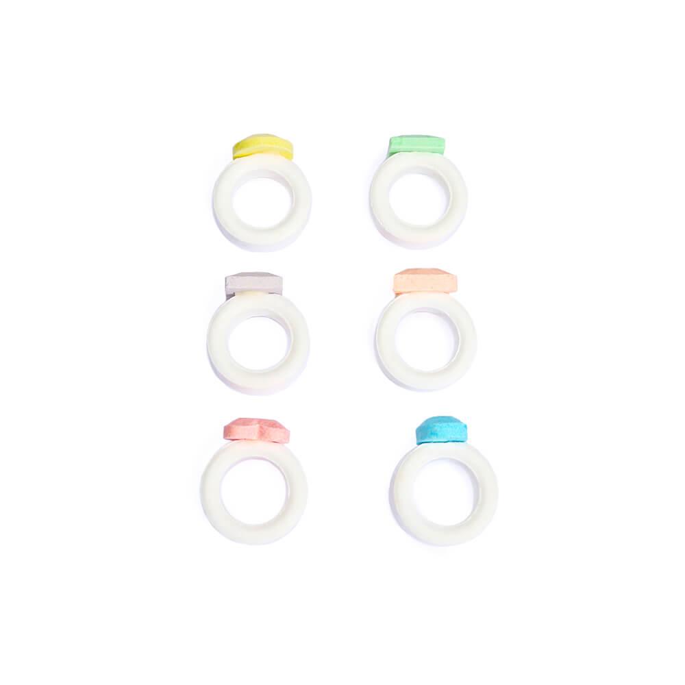 Jazzy Jewels Candy Rings: 30-Piece Bag - Candy Warehouse