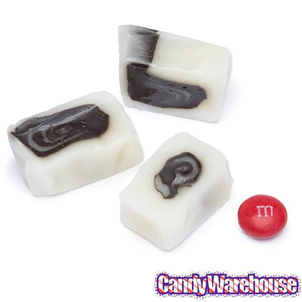 Licorice Mint Swirl Caramel Cubes: 2KG Bag - Candy Warehouse