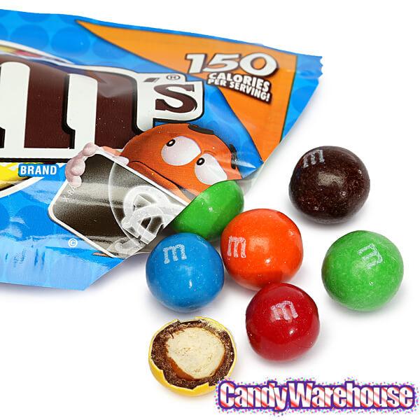 M&M's Candy Packs - Pretzel: 24-Piece Box - Candy Warehouse