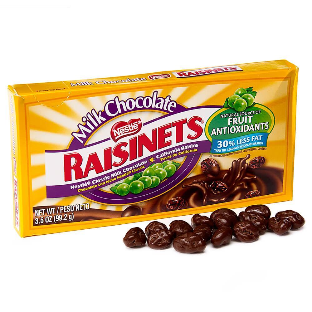 Raisinets Milk Chocolate Raisins Candy 3.1-Ounce Packs: 15-Piece Box - Candy Warehouse