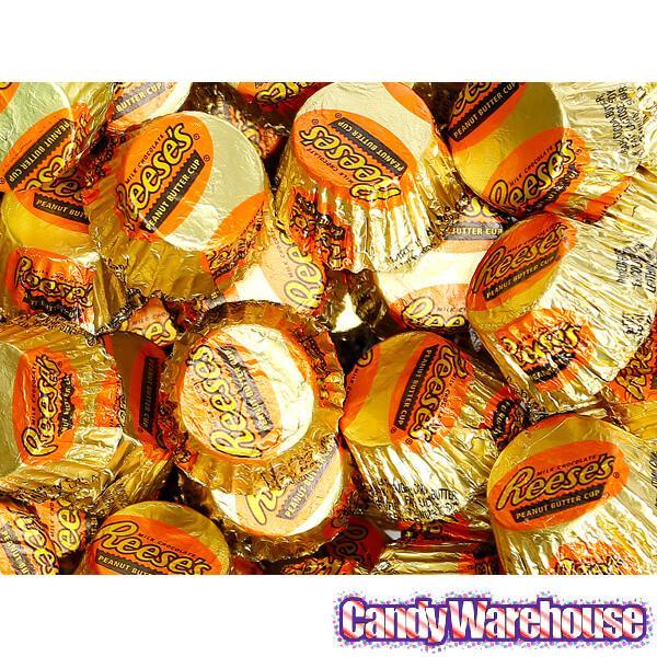 Reese's Peanut Butter Cups Miniatures: 105-Piece Box - Candy Warehouse