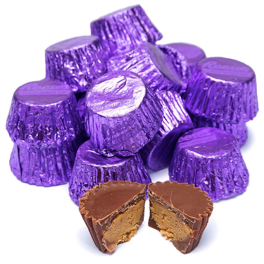 Reese&#39;s Peanut Butter Cups Miniatures - Purple: 200-Piece Bag - Candy Warehouse