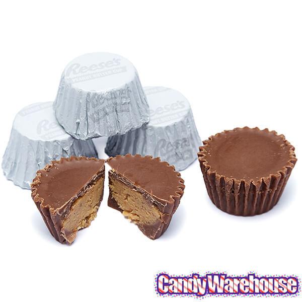 Reese's Peanut Butter Cups Miniatures - White: 200-Piece Bag - Candy Warehouse