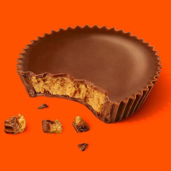 Reese's Peanut Butter Cups Snack Size Packs: 25-Piece Bag - Candy Warehouse