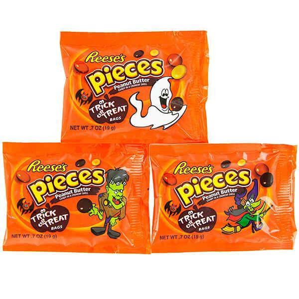 Reese&#39;s Pieces Halloween Snack Size Packs: 15-Piece Bag - Candy Warehouse