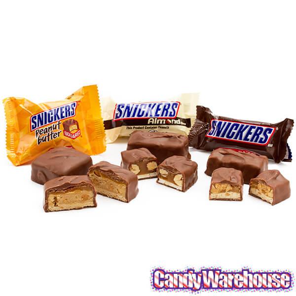 Snickers Fun Size Candy Bars Assortment: 45-Piece Bag - Candy Warehouse