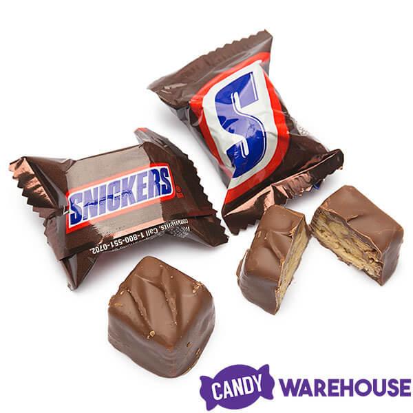 Snickers Minis Candy: 40-Ounce Bag - Candy Warehouse