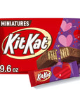 Valentine Kit Kat Minis Candy: 9.6-Ounce Bag