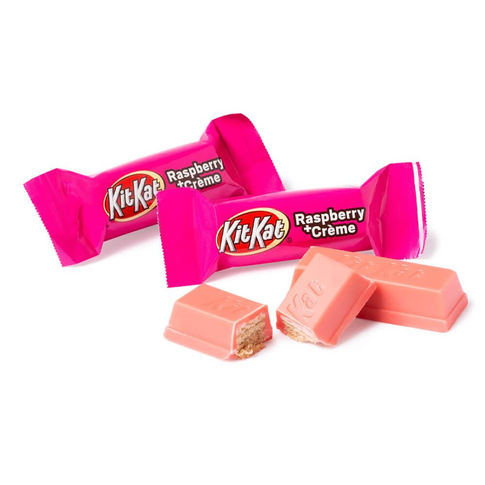 Valentine Raspberry Creme Kit Kat Minis Candy: 8.4-Ounce Bag - Candy Warehouse